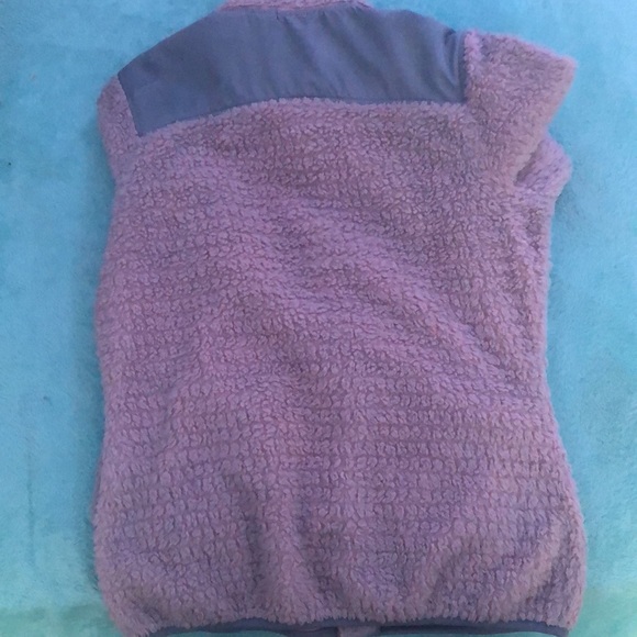 girls large Reebok sweater - Picture 2 of 2